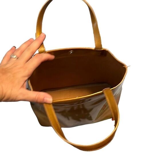 Lamarthe patent gold, small tote - Picture 4 of 4